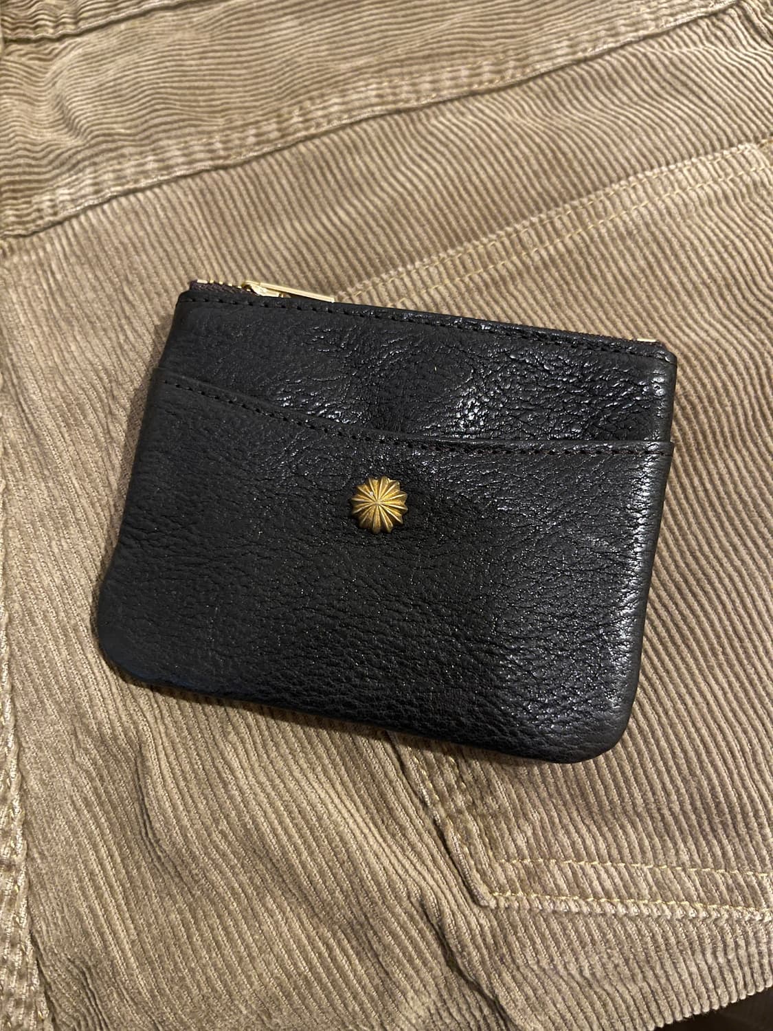 러스틱 리벳 가죽지갑  상품이미지1