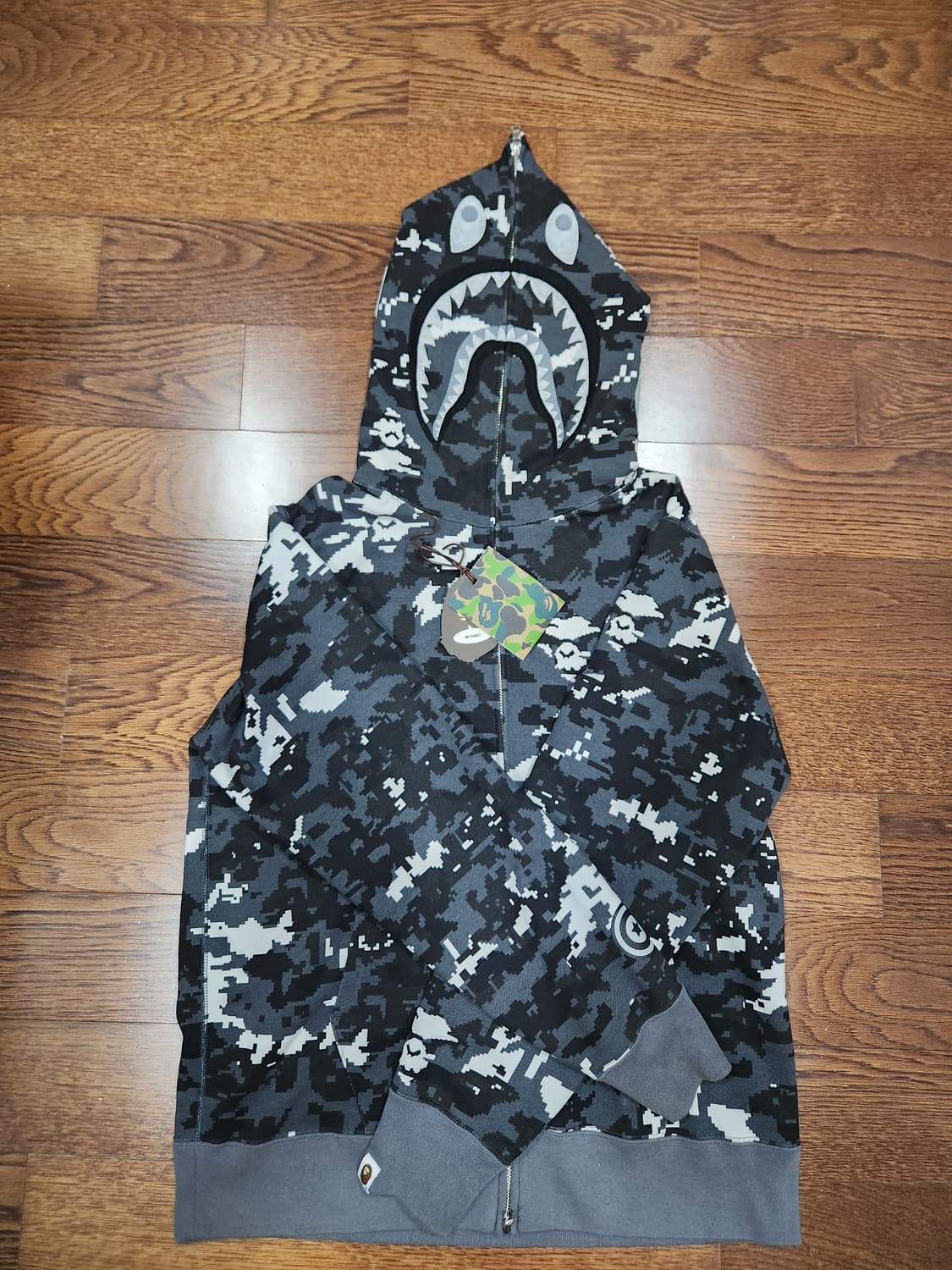 베이프 멀티 픽셀 카모 샤크 후드집업 L 상품이미지1