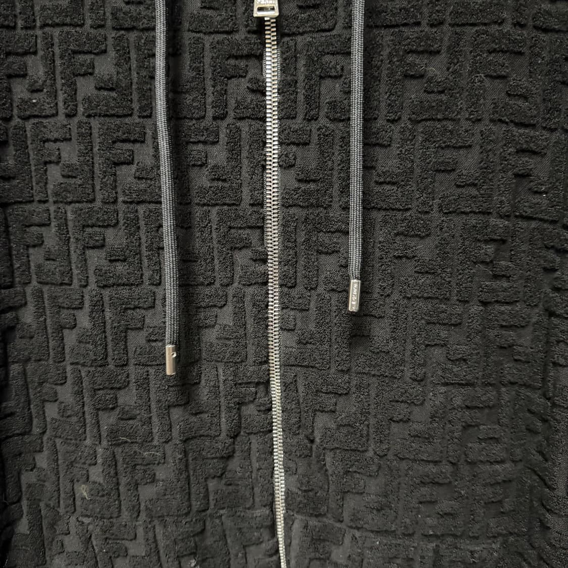 [S+급/XL] 펜디 FF 로고 모노그램 후드집업 블랙 상품이미지6