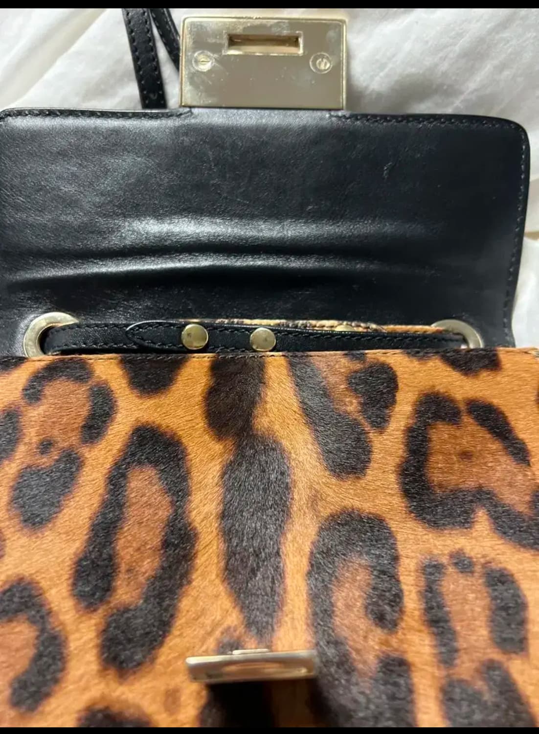 지미추 레오파드 송치 레밸백 상품이미지3