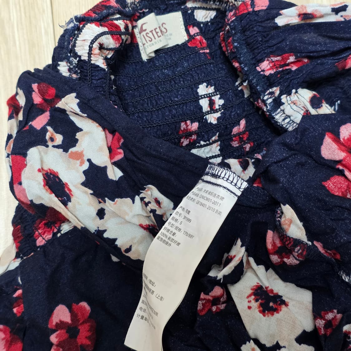 홀리스터) 빈티지 휴양지 플라워 패턴 등포인트 여행 미니슬리브리스원피스 상품이미지4