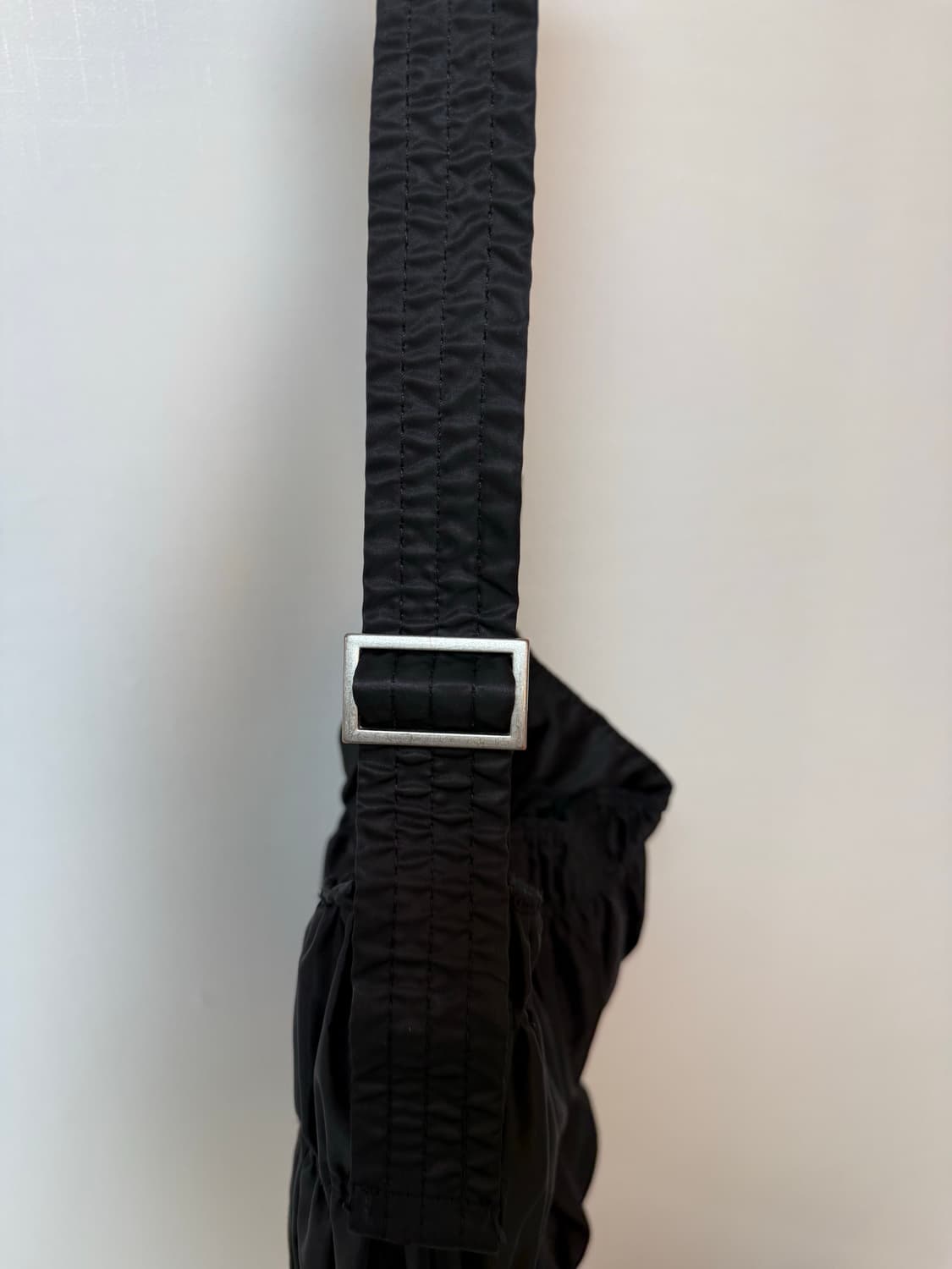 얀시시 페어리 호보백 블랙 상품이미지2