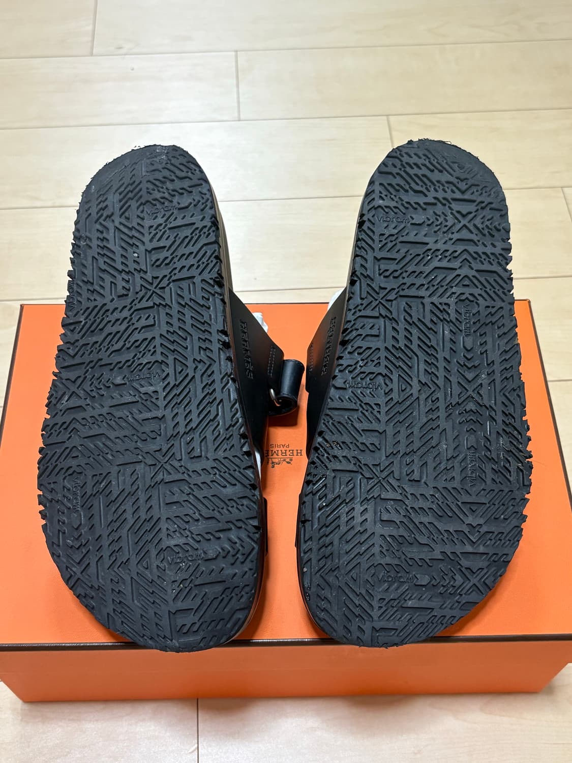 에르메스 시프레 샌들 카프스킨 & 누아 38.5 상품이미지8