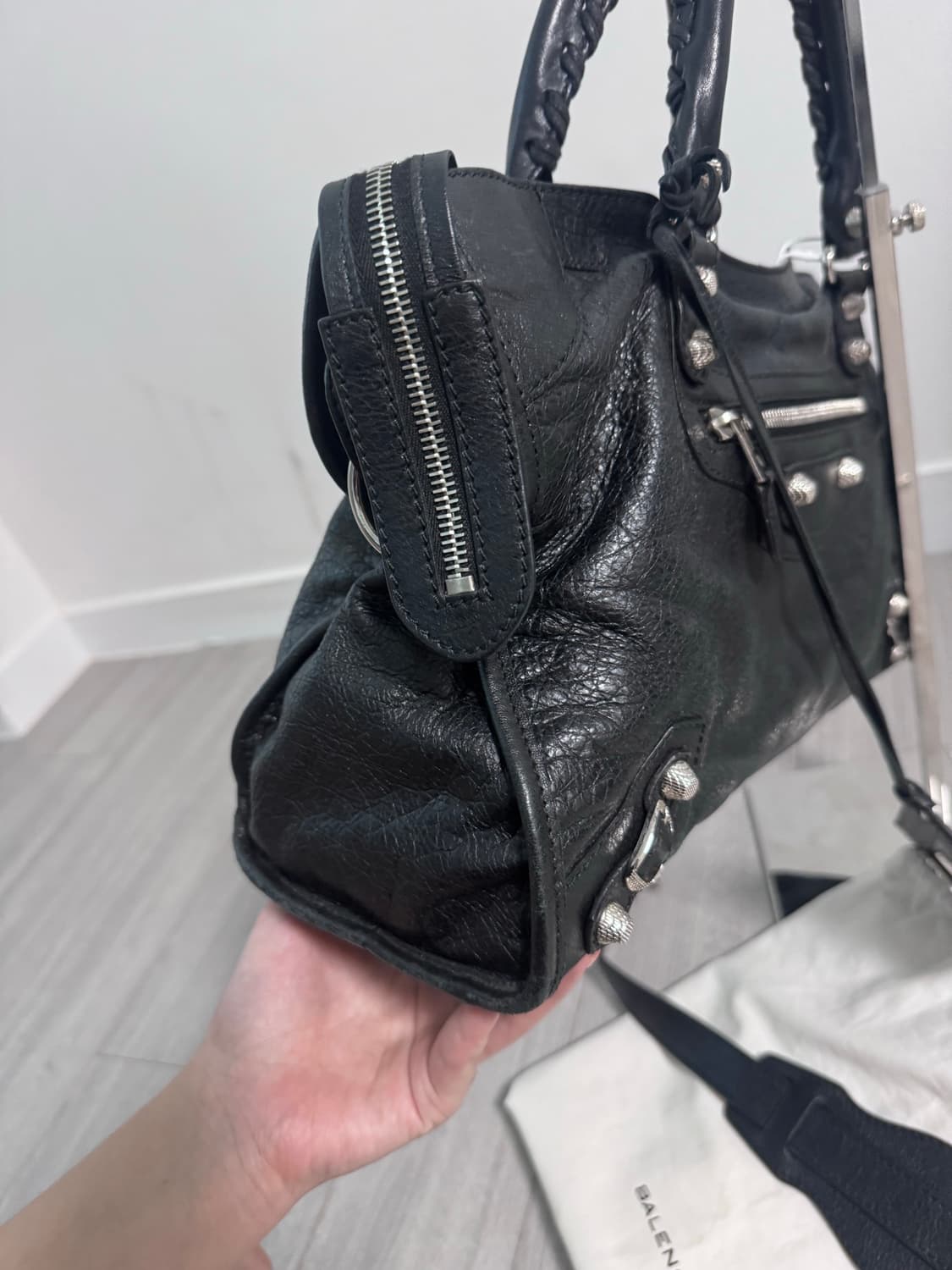 Balenciaga 발렌시아가 모터백 시티백 은장 블랙 스몰 상태 A- 상품이미지9