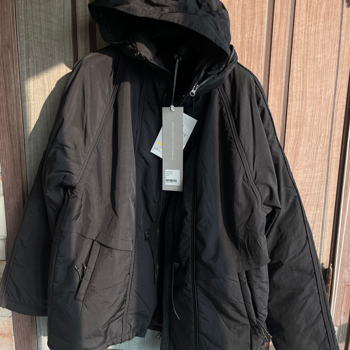 [새상품]언어펙티드 패디드 파라슈트 점퍼 블랙 상품이미지4