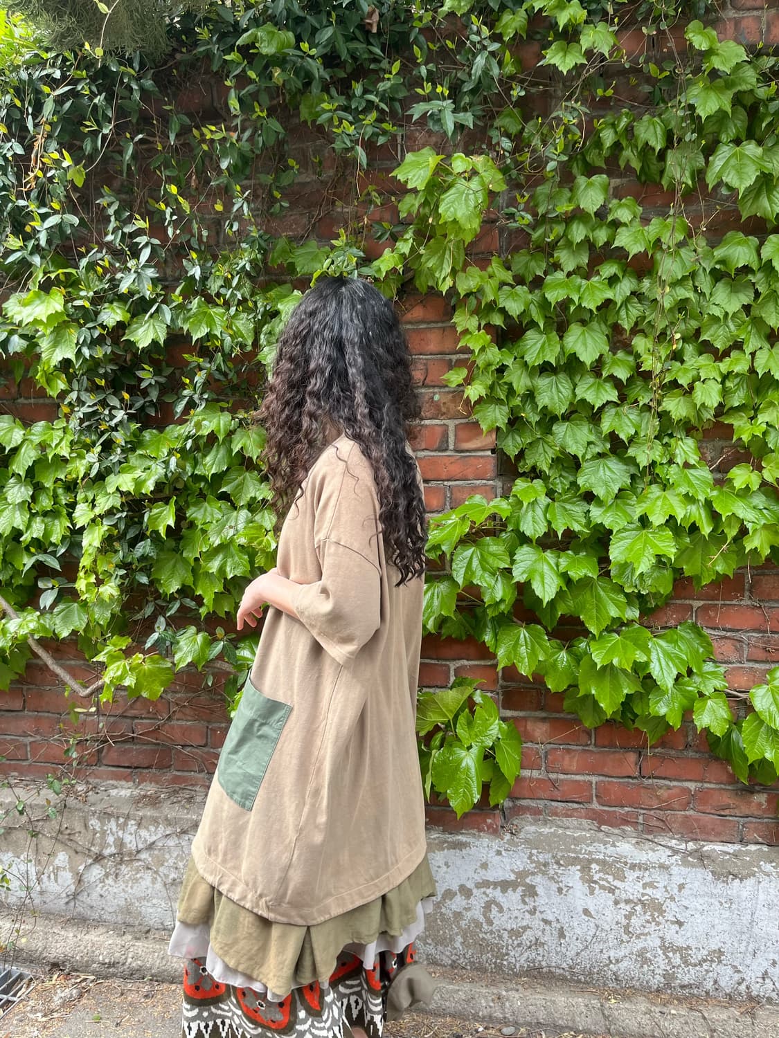 아웃 포켓 포인트 미디 반팔 원피스 상품이미지4