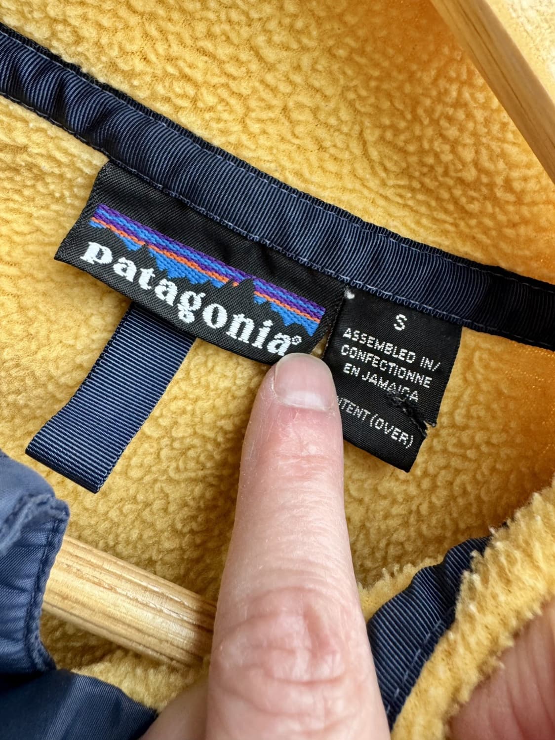 90s 파타고니아 신칠라 스냅-T 옐로우/네이비 자메이카 상품이미지4