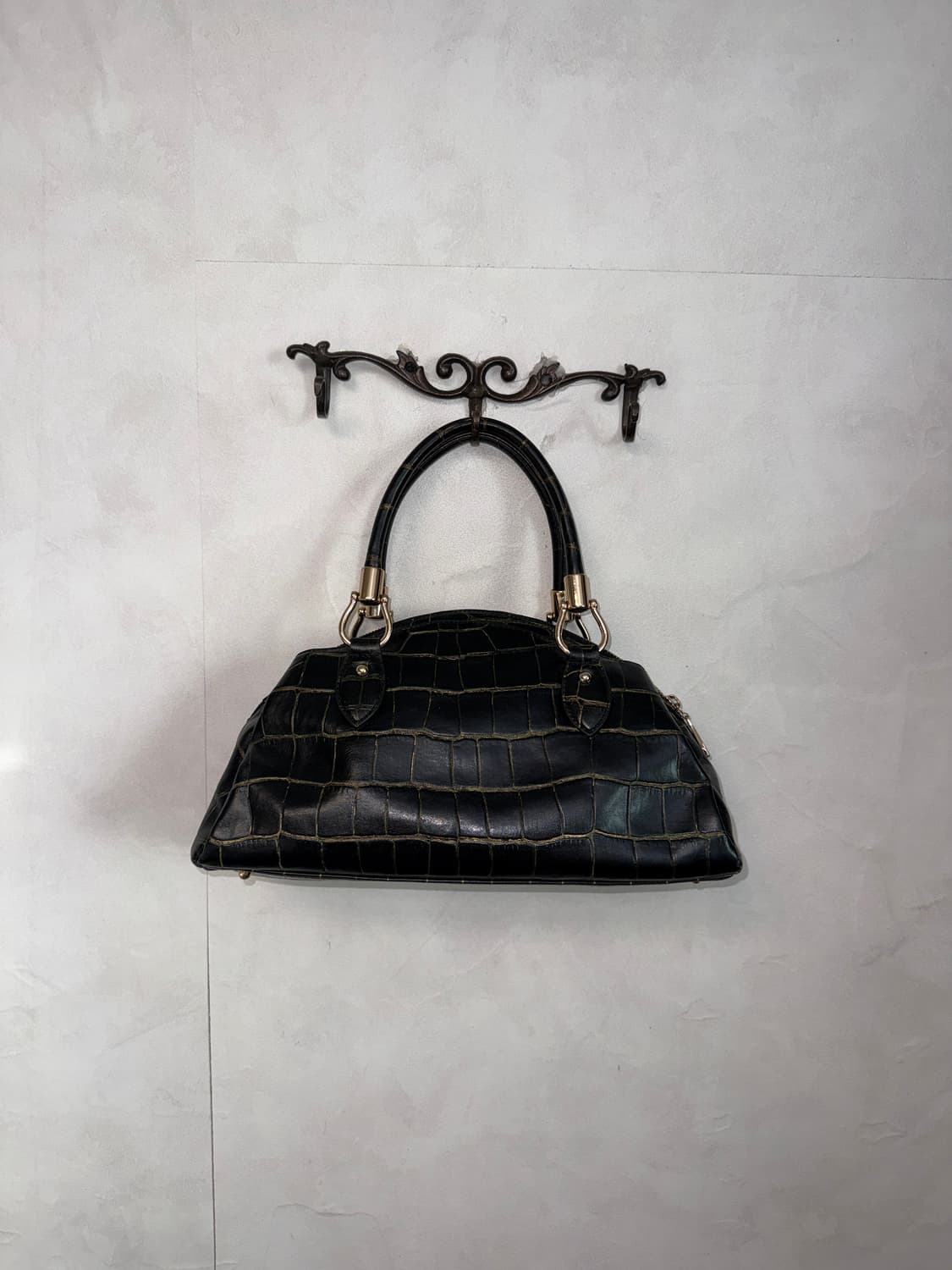 Lancetti black bold python shoulder bag 상품이미지4