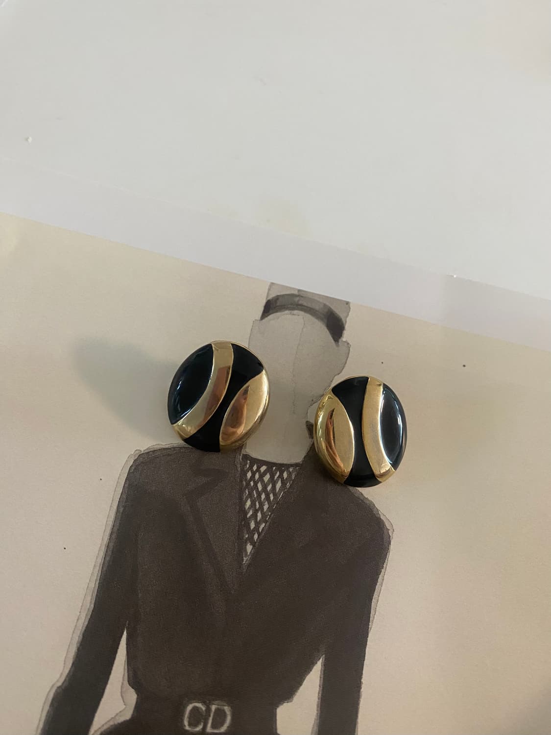 빈티지 블랙 골드 귀걸이 상품이미지4