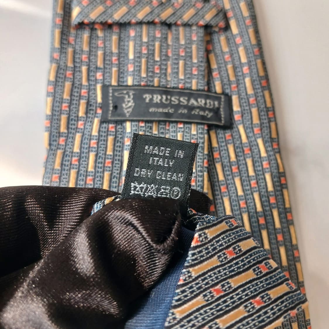 트루사르디 실크 네이비 패턴 넥타이 9.5cm A+등급 G13
 상품이미지10