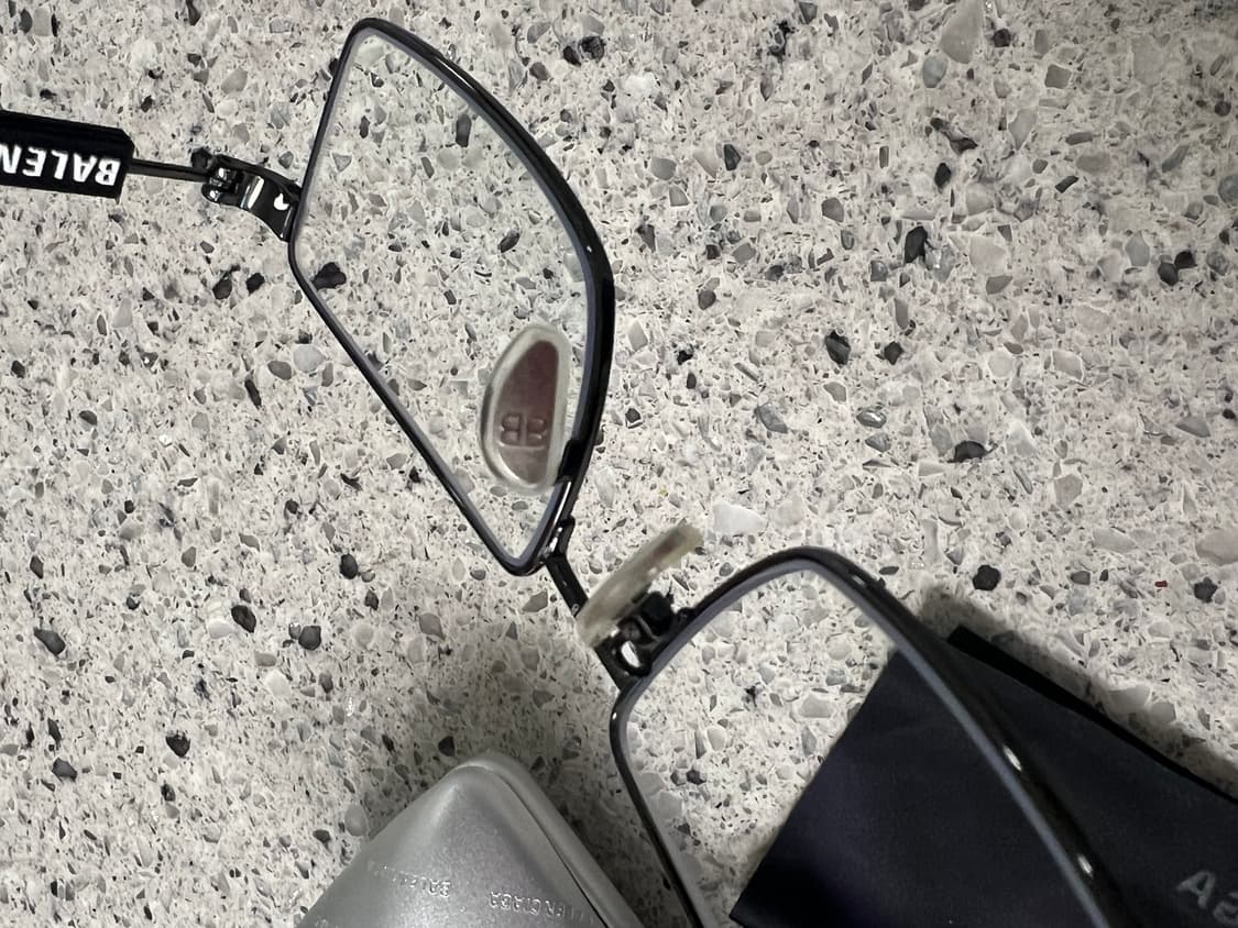 발렌시아가 안경 검정 (블루라이트+초발수 안경알 포함) 상품이미지7