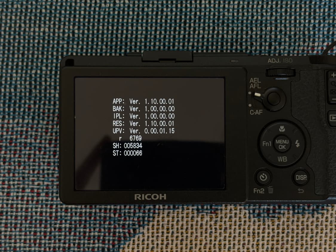 리코 GR2 디지털카메라 풀세트(카메라,베터리,충전기,스트랩,파우치 등) 상품이미지3