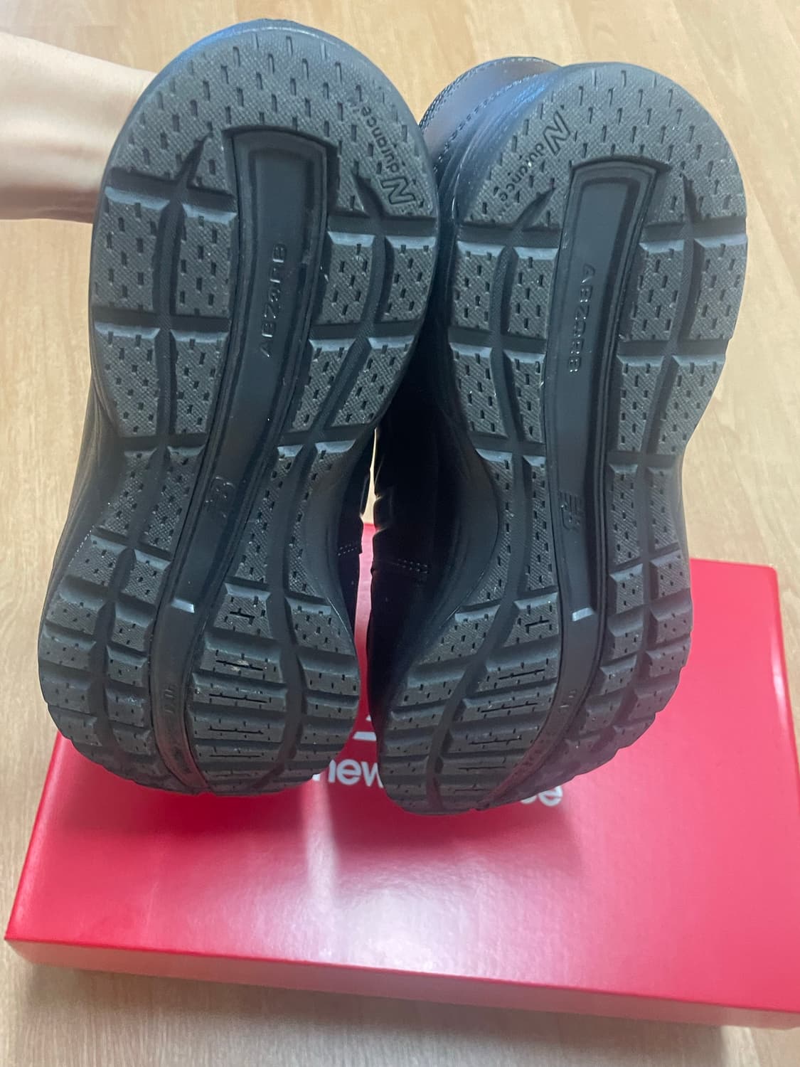 뉴발란스 550 워킹화 260 4E 상품이미지5