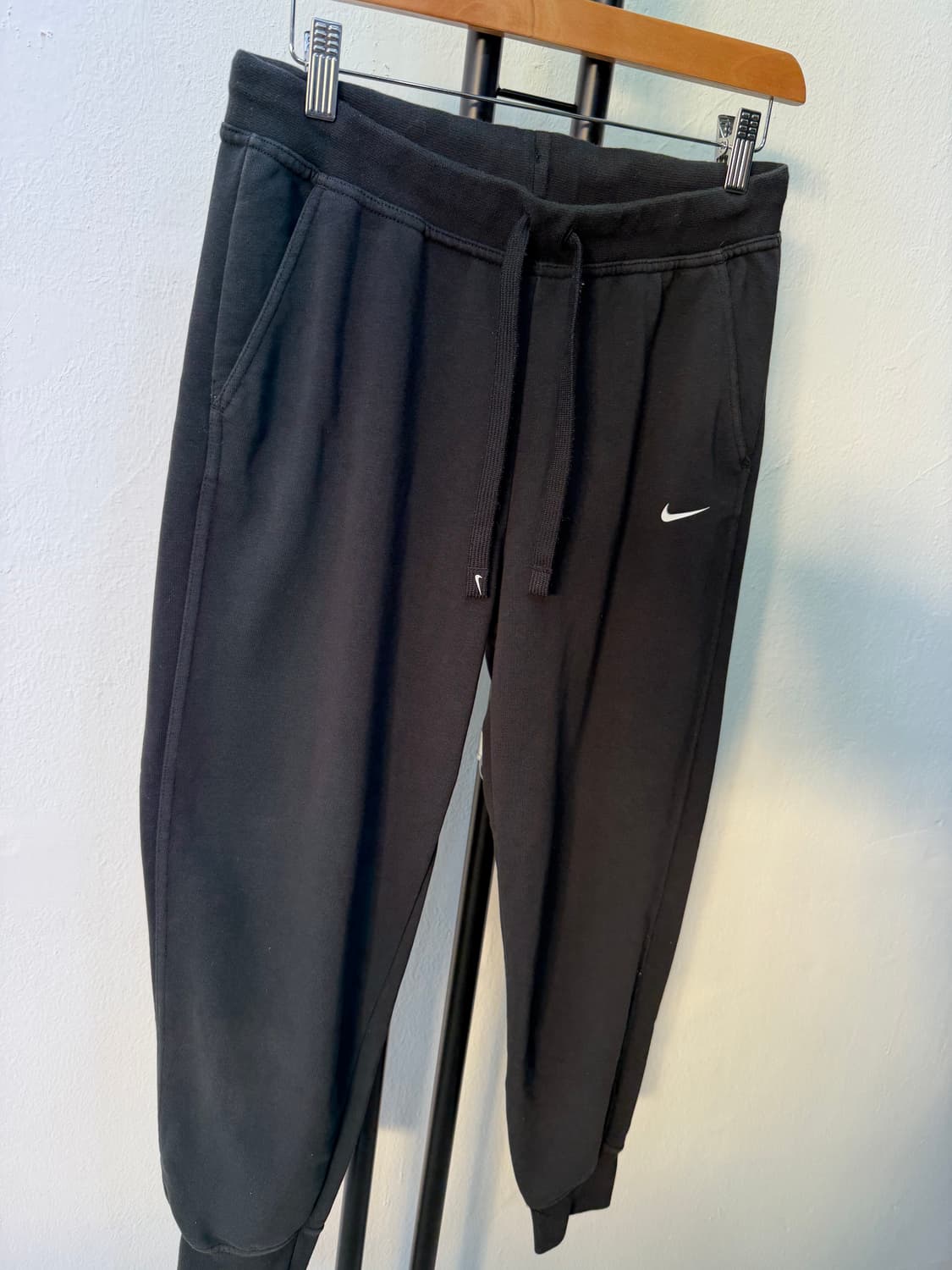정품) 나이키 여성 드라이핏 블랙 조거 바지 M 상품이미지2