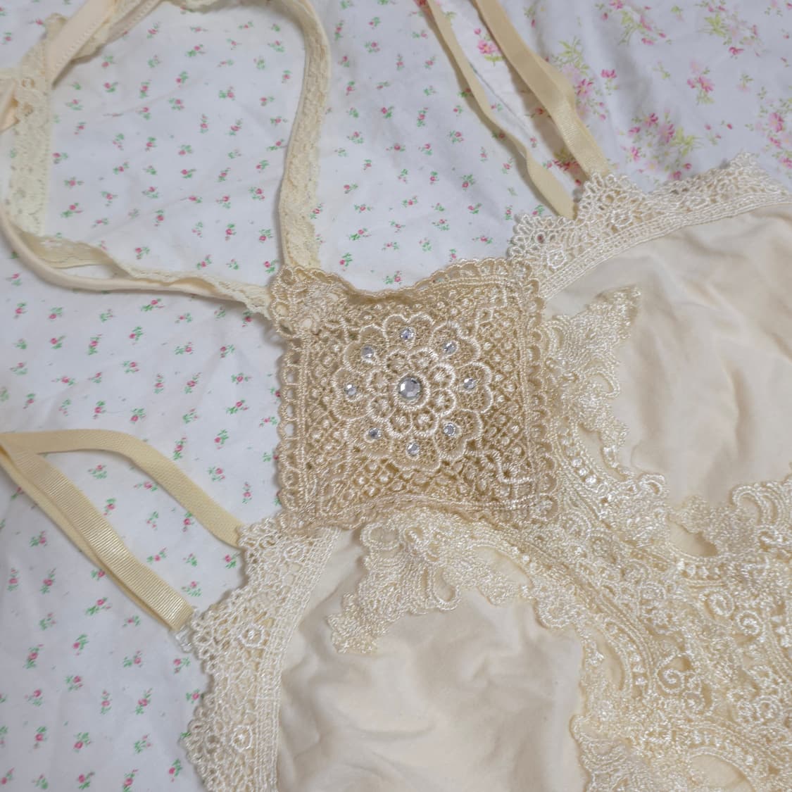 엑시즈팜 대장 큐빅 레이스 페어리 그런지 오리엔탈 홀터 나시 상품이미지3