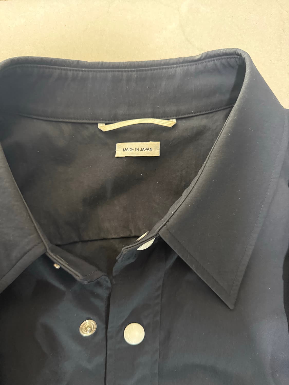 [당일출고,3사이즈] 톰브라운 암밴드 셔츠 자켓 상품이미지2