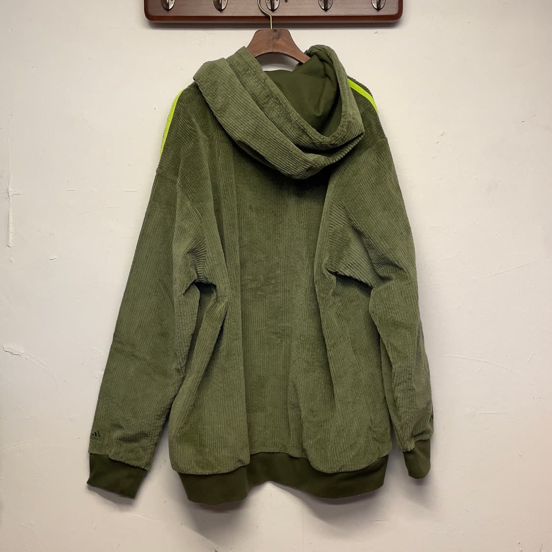 아디다스 (우먼) 아이비 파크 코듀로이 후디  상품이미지4