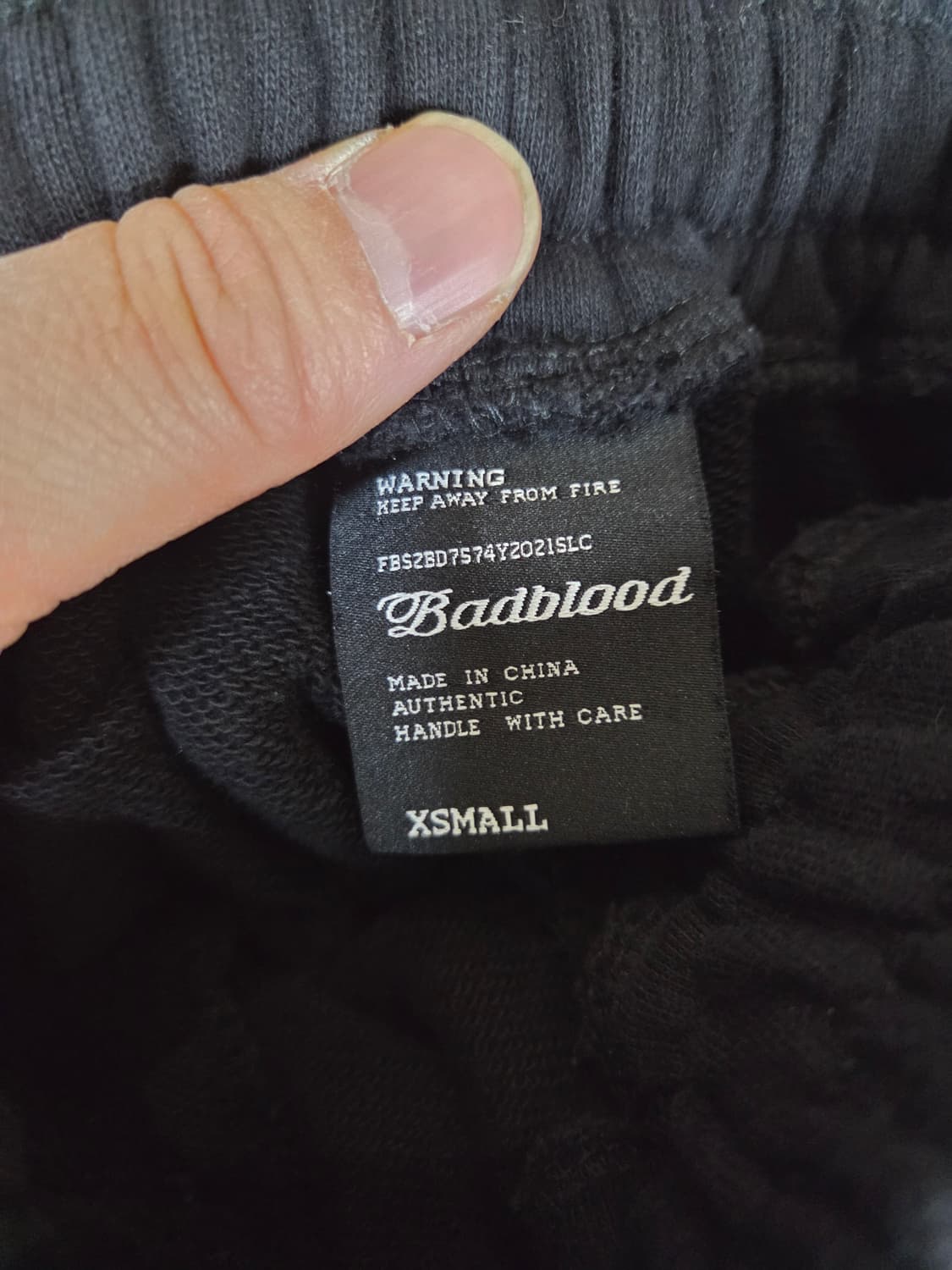 배드블러드 플래그 로고 스웻팬츠 xs 상품이미지4