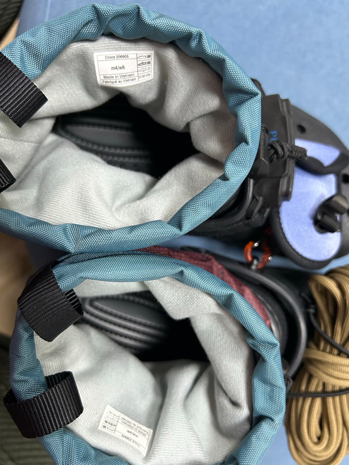 크록스 x 니콜 맥러플린 캠프사이트 클래식 클로그 블랙 상품이미지8