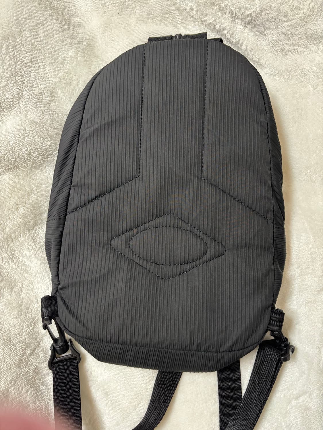 미스치프 투웨이 메쉬 슬링백 블랙 상품이미지3