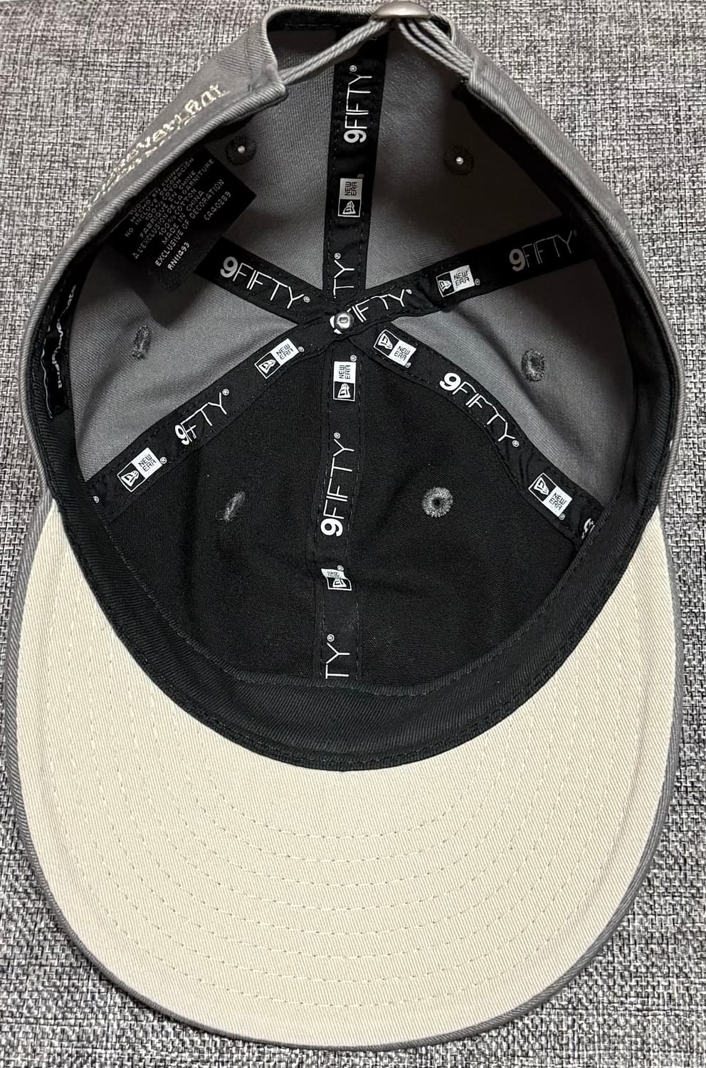 디스이즈네버댓x뉴에라 9FIFTY RC950 그레이 상품이미지3