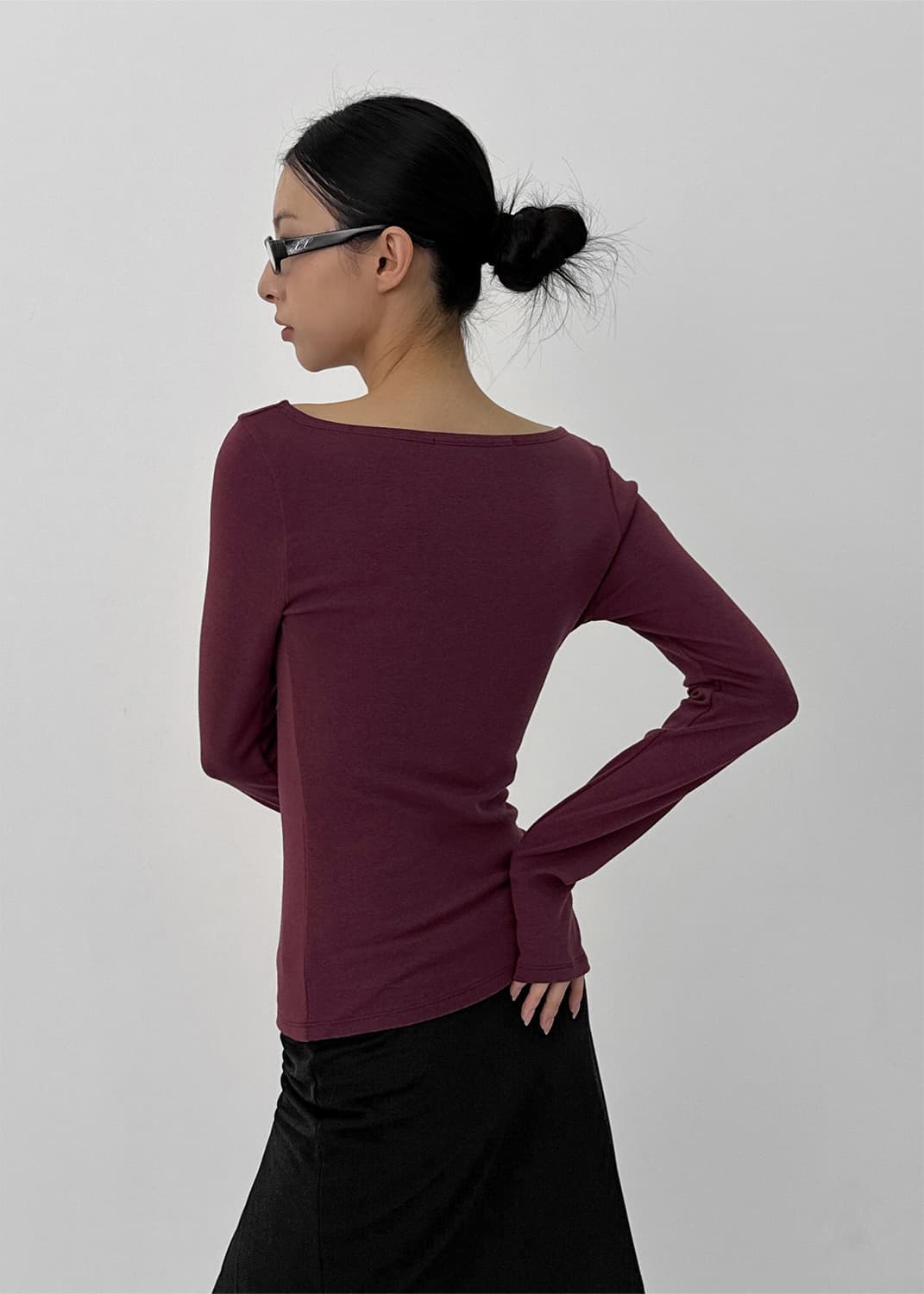 블랙업 made 버건디 케리프프린팅슬리브티 보트넥 긴팔 상품이미지3