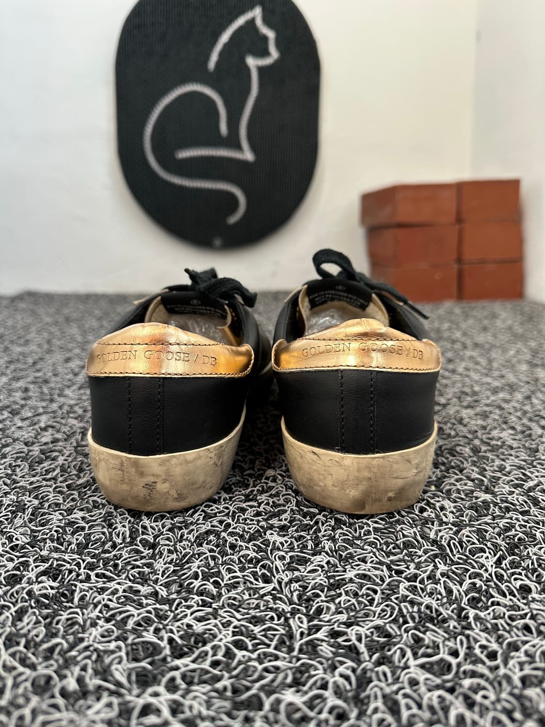 골든구스 슈퍼스타 블랙 스니커즈 35 / 225 상품이미지3