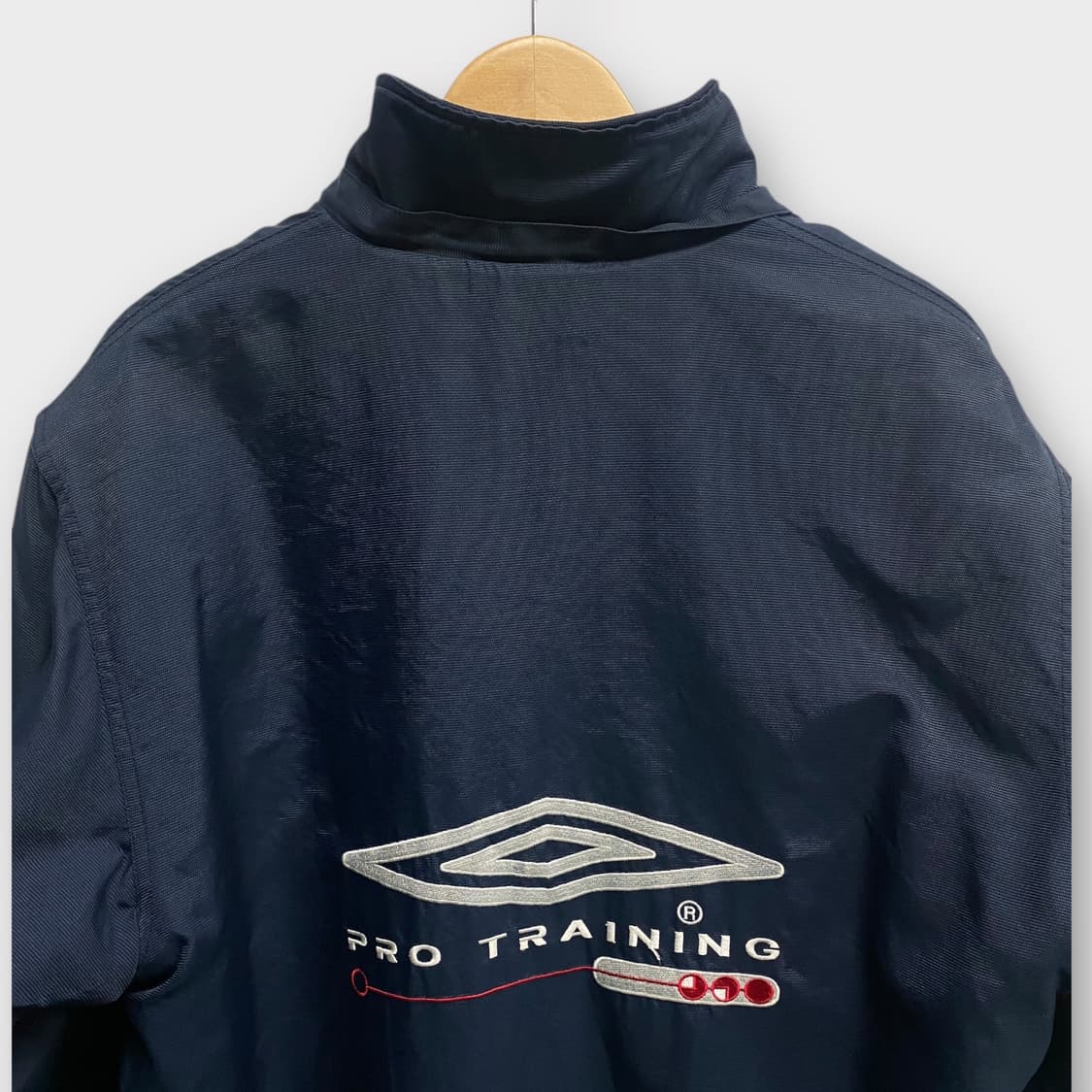 엄브로 트레이닝 쉐르파 돕바패딩 XL  상품이미지6