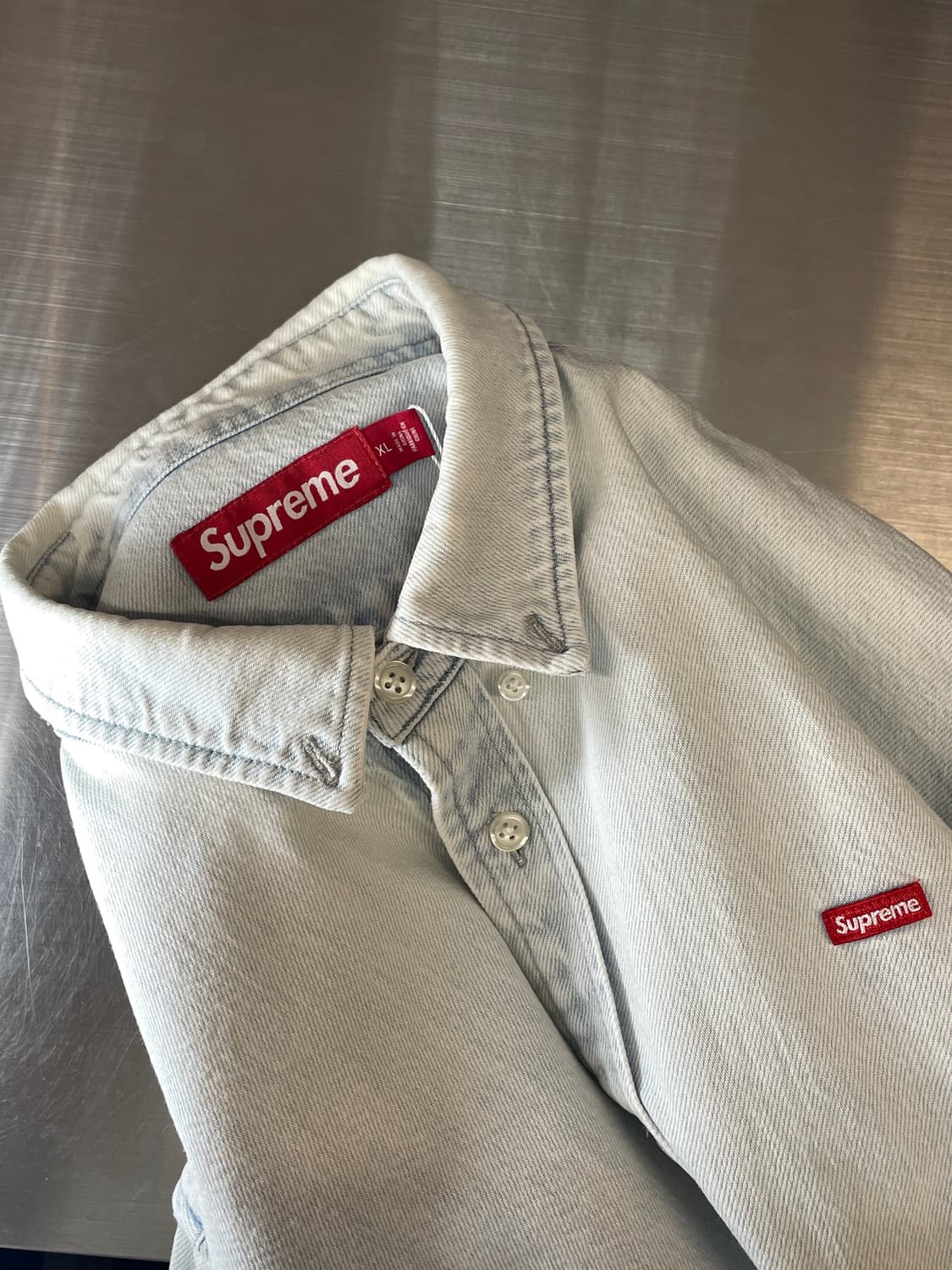 슈프림 스몰 박스 데님 셔츠 상품이미지1