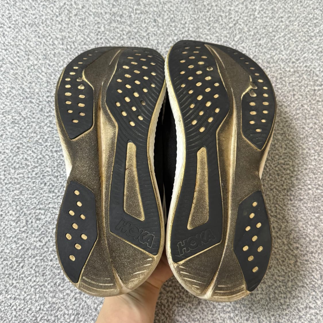 [정가 16만원] 호카 마하6 러닝화 285 상품이미지7