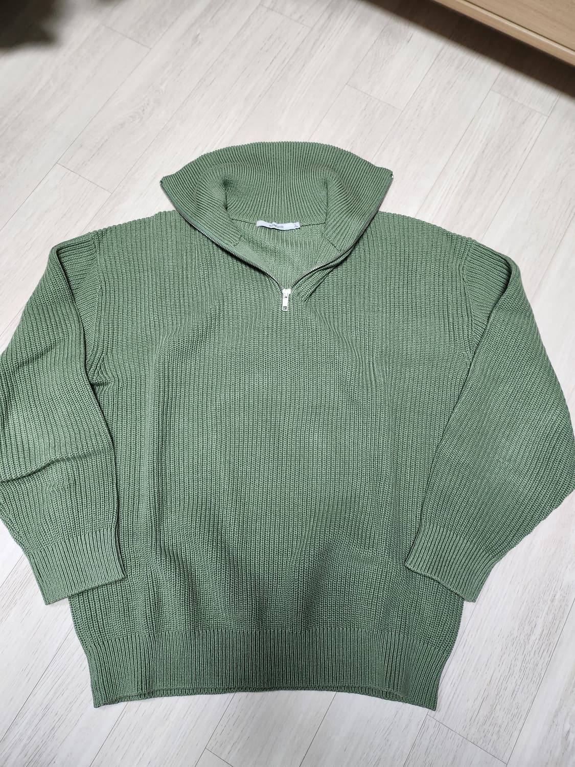 키뮤어 코튼 하찌 하프집업 니트 내추럴그린 L 상품이미지2