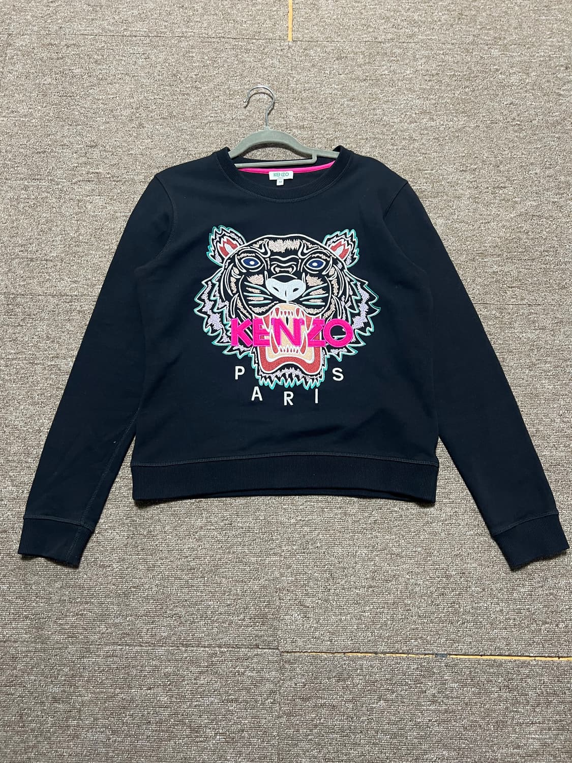 겐조 블랙 타이거 맨투맨 M 상품이미지1