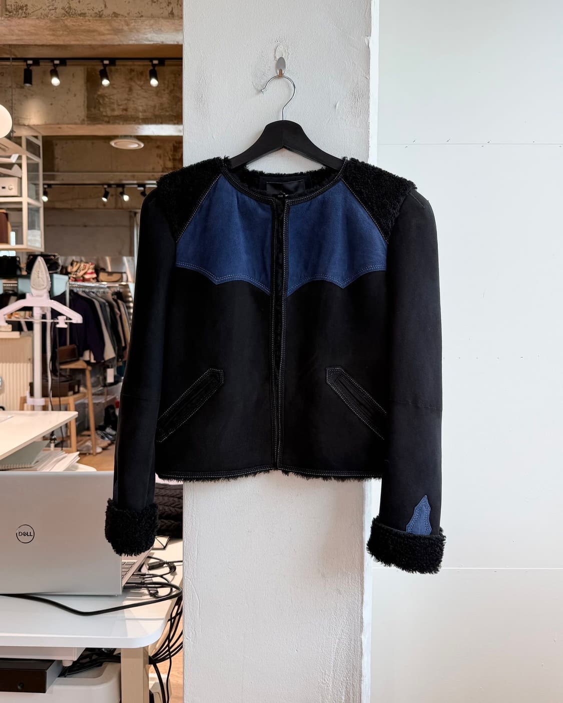 이자벨마랑 블랙 램 스웨이드 크롭 자켓  상품이미지2