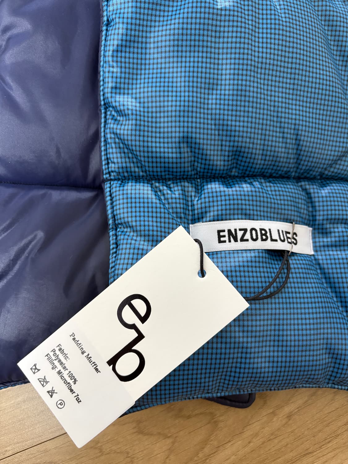 (새상품) 엔조블루스 패딩 머플러 (정가: 69,000원) 상품이미지3