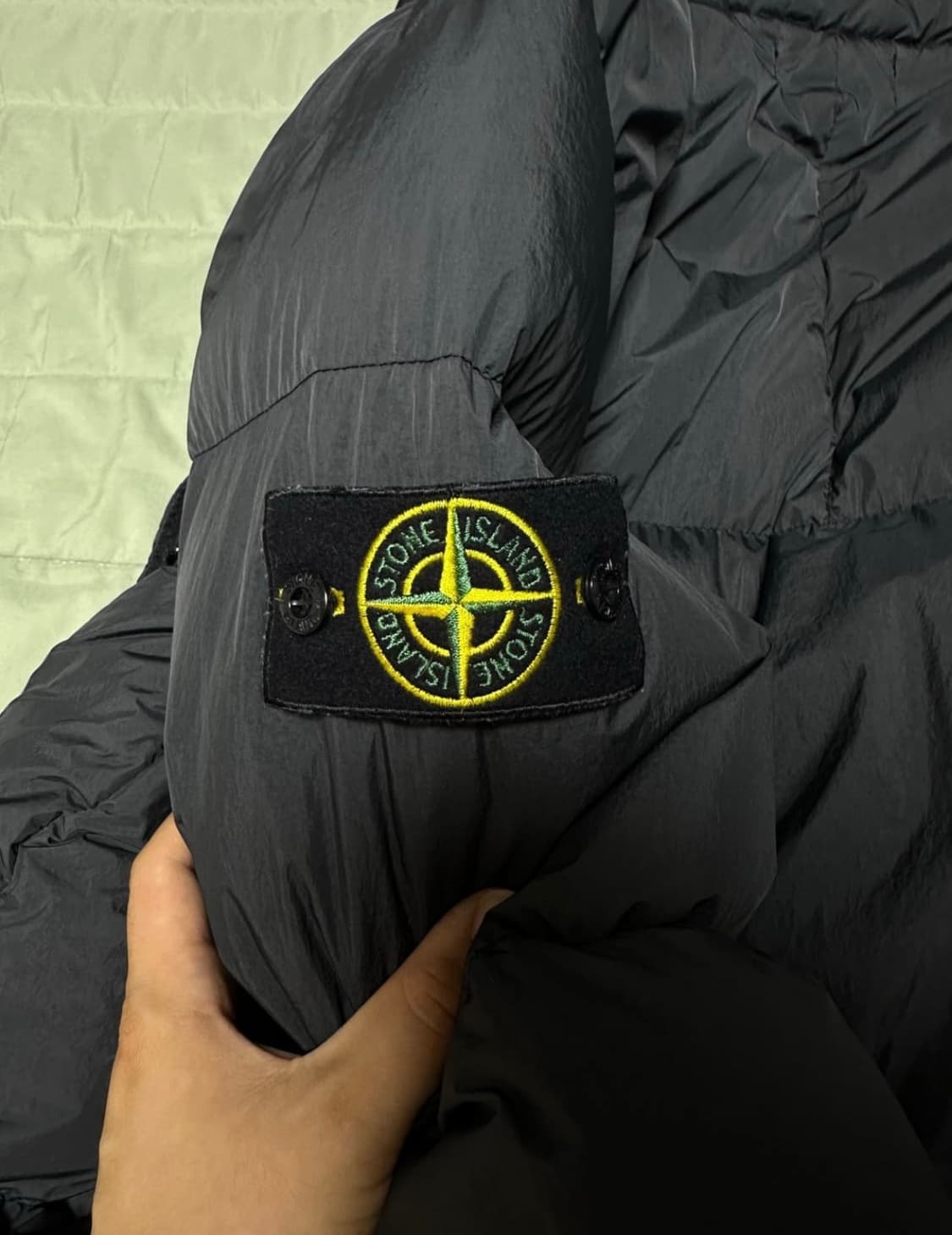 L]스톤아일랜드 크링클랩스 패딩 20fw 다크그레이 상품이미지2