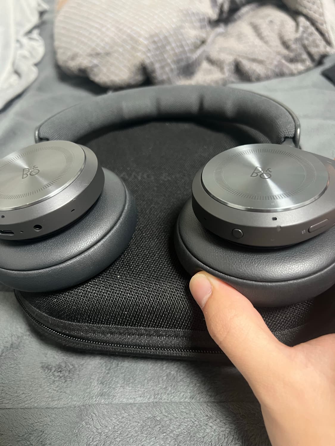 뱅앤올룹슨 HX 하이엔드 헤드셋 상품이미지2