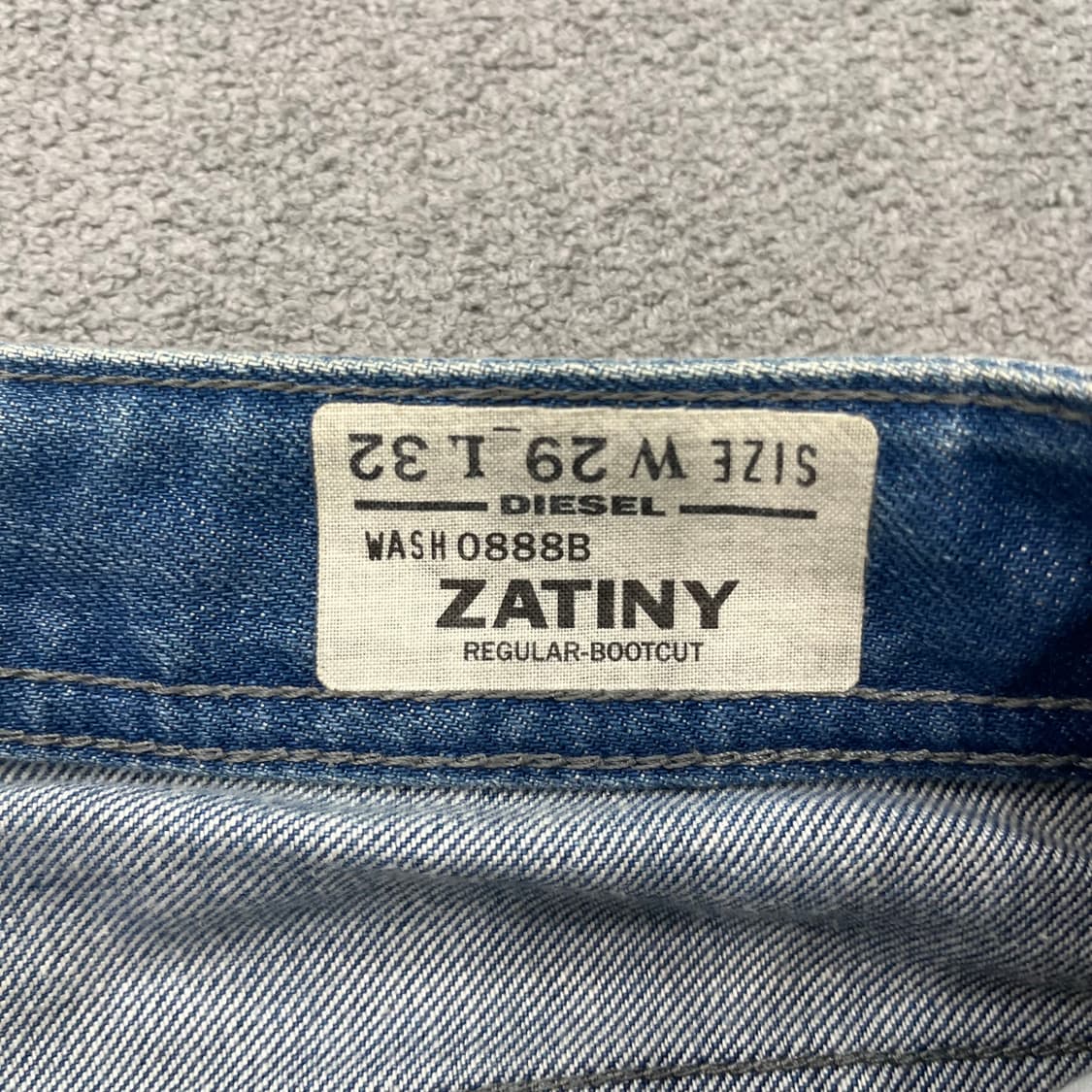 29 디젤 ZATINY 워싱 부츠컷 데님팬츠 상품이미지7