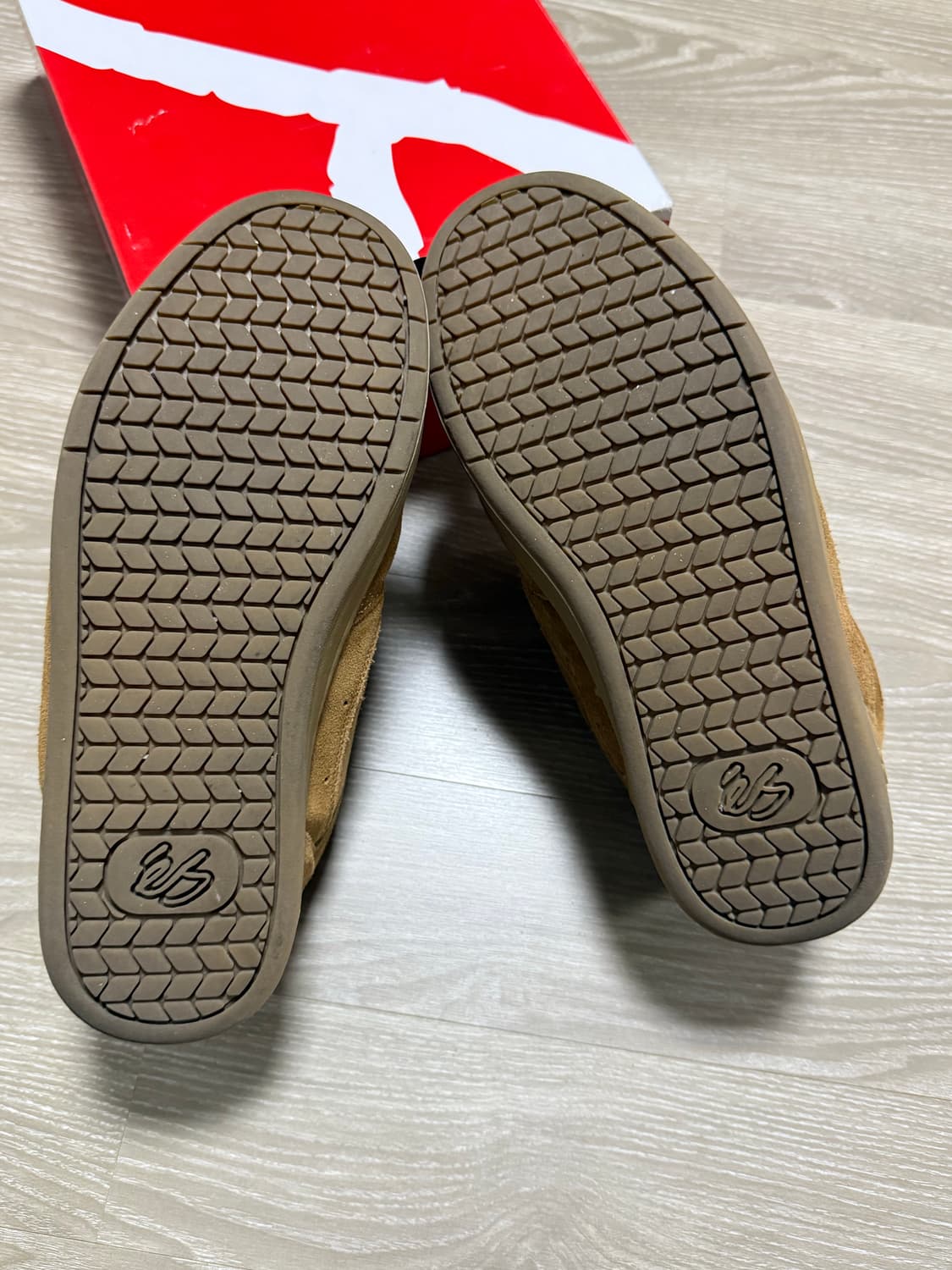 es 악셀 보드화 270 브라운 검 상품이미지6