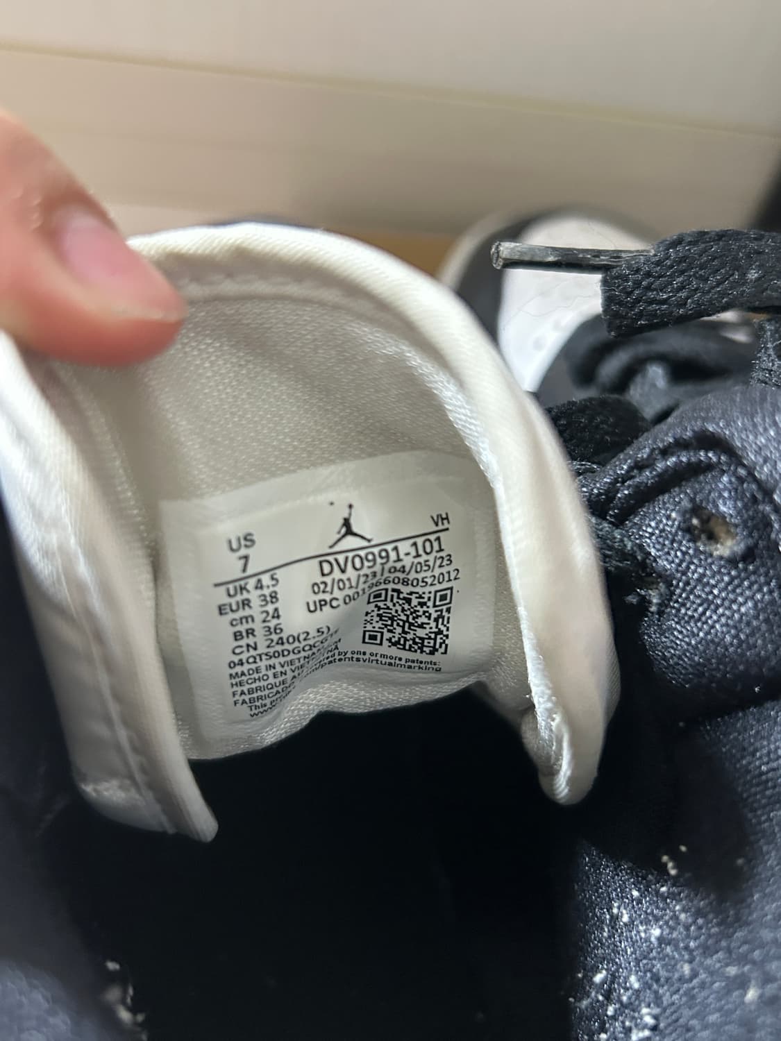 조던 1 미드 240 상품이미지4