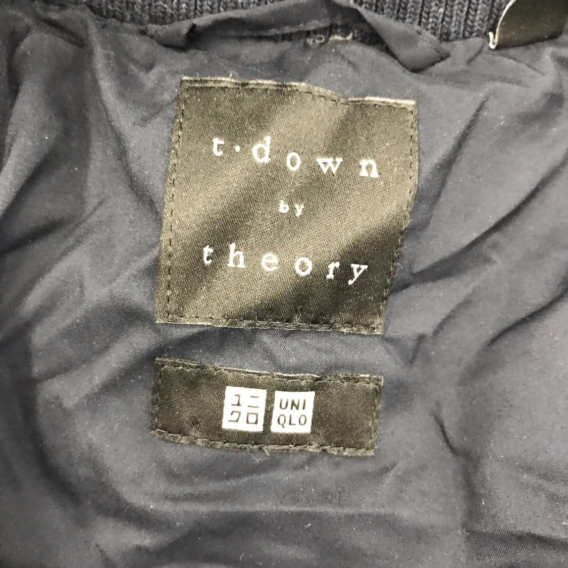 유니클로 x 띠어리 경량후드패딩 [여성M사이즈] 상품이미지5