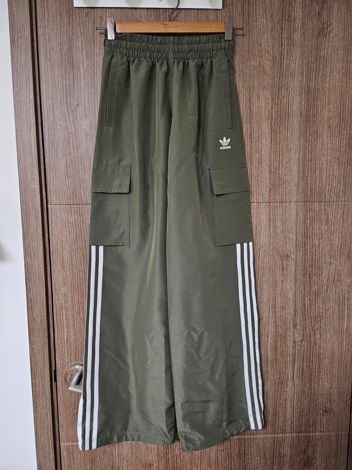아디다스 3S 카고팬츠 카키 상품이미지1