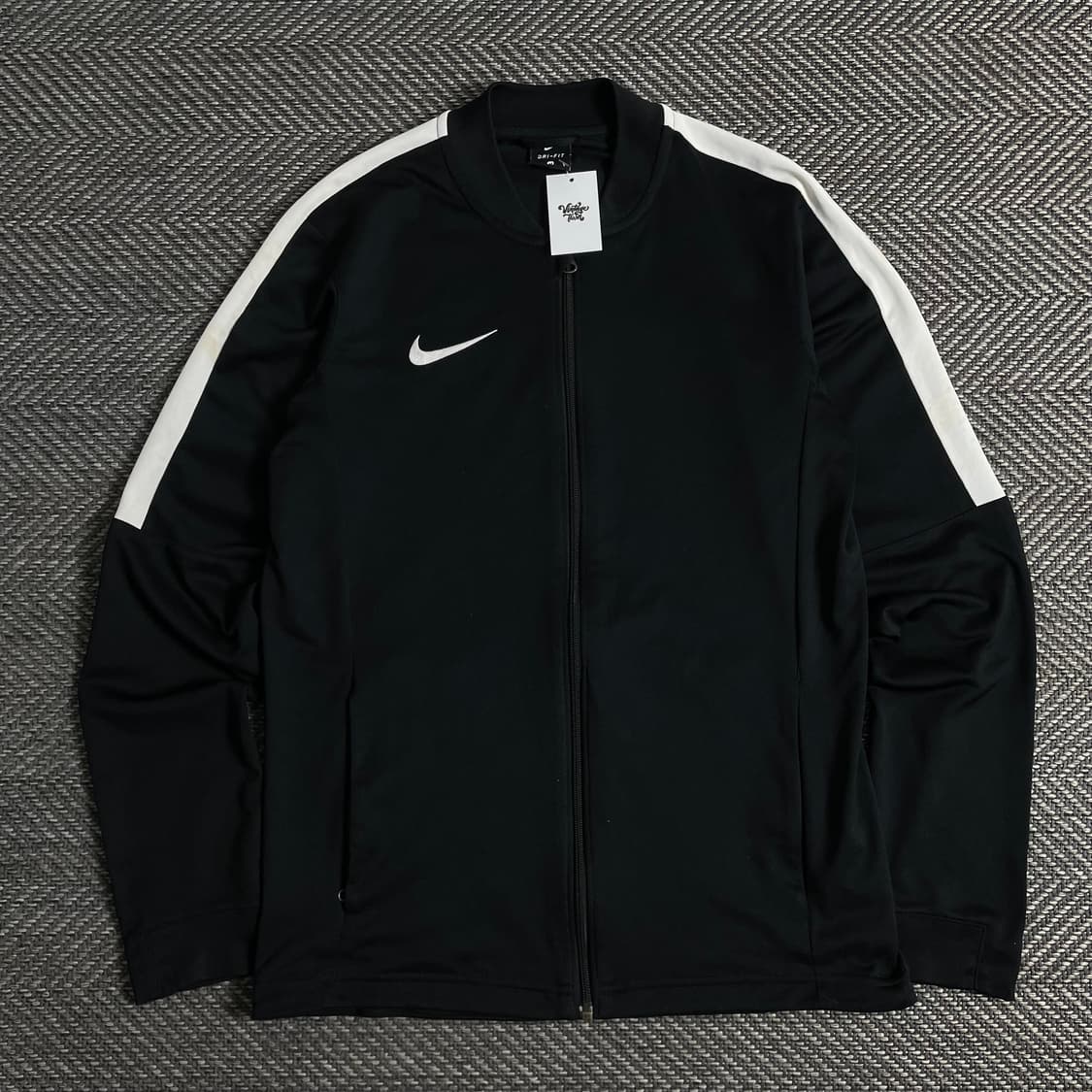 나이키 드라이핏 스우시로고 블랙 트레이닝 자켓y 3271 상품이미지2