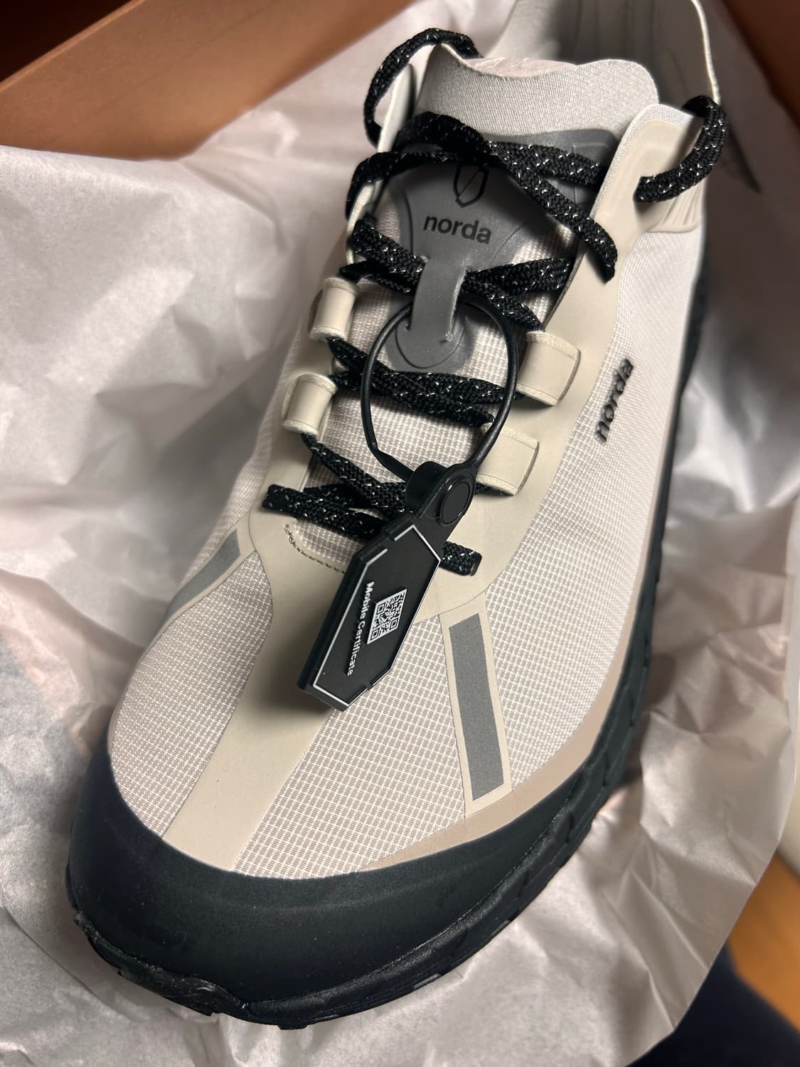 노다(Norda) 001a 신더 280(US10) 사이즈 새상품 판매 상품이미지2