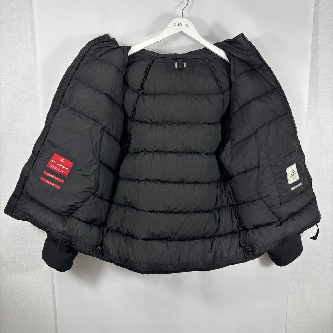 (23FW)CP컴퍼니 에코크롬-R 고글패딩 블랙 50 상품이미지4