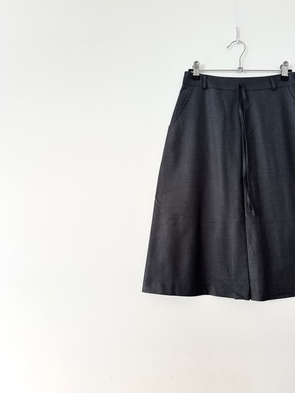 Formal pintuck midi skirt / charcoal 상품이미지2
