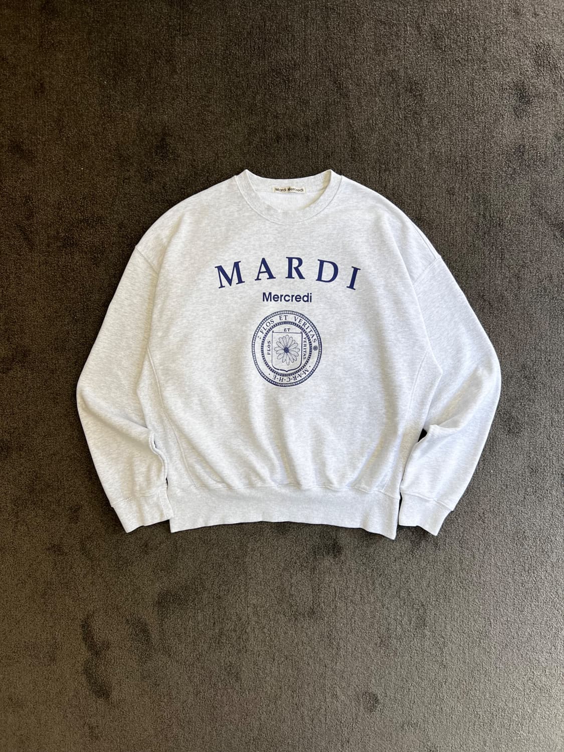 마르디 메크르디 로고 맨투맨 상품이미지1