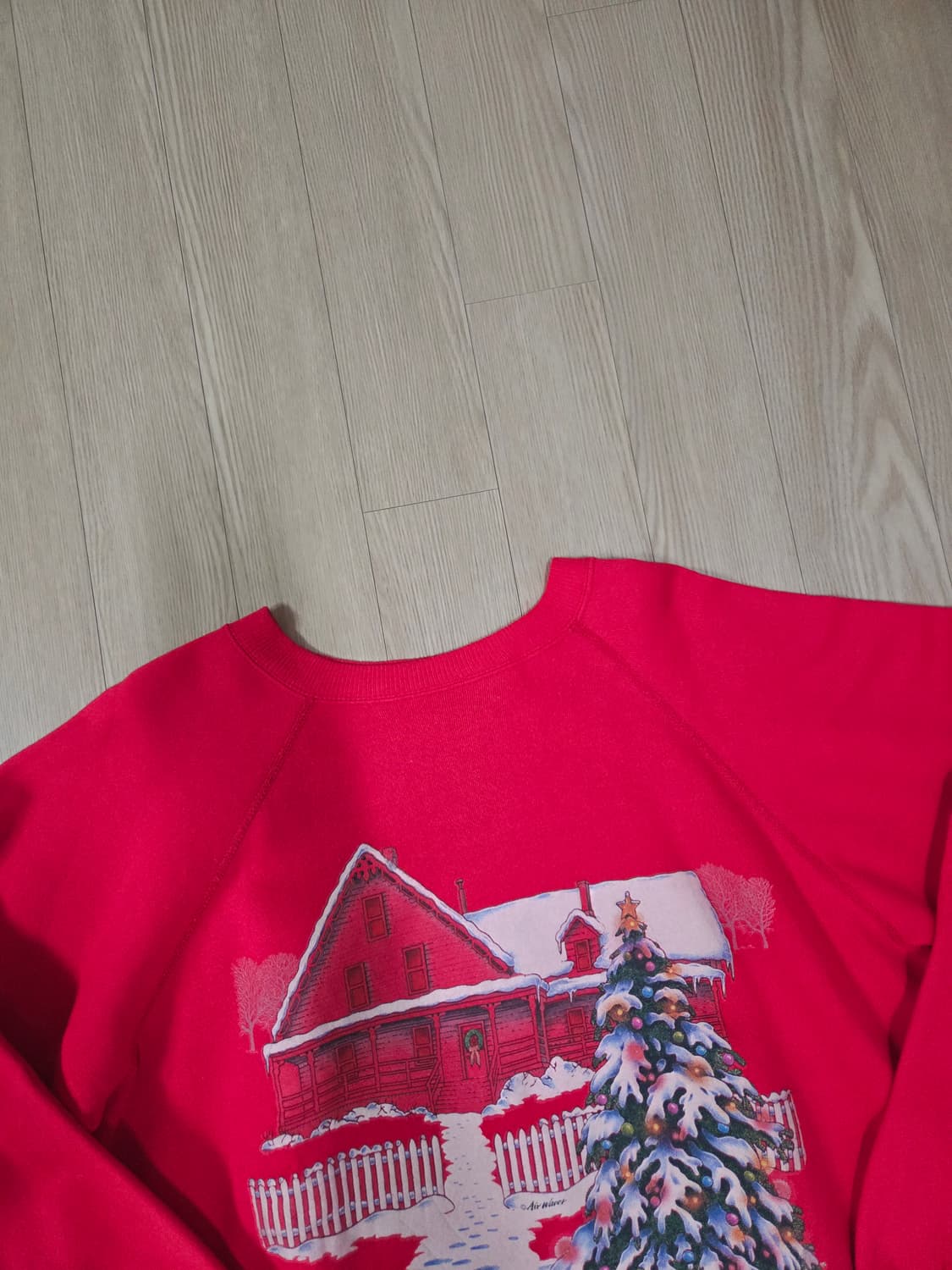 헤인즈 90s 크리스마스 트리 맨투맨 스웻셔츠 상품이미지3