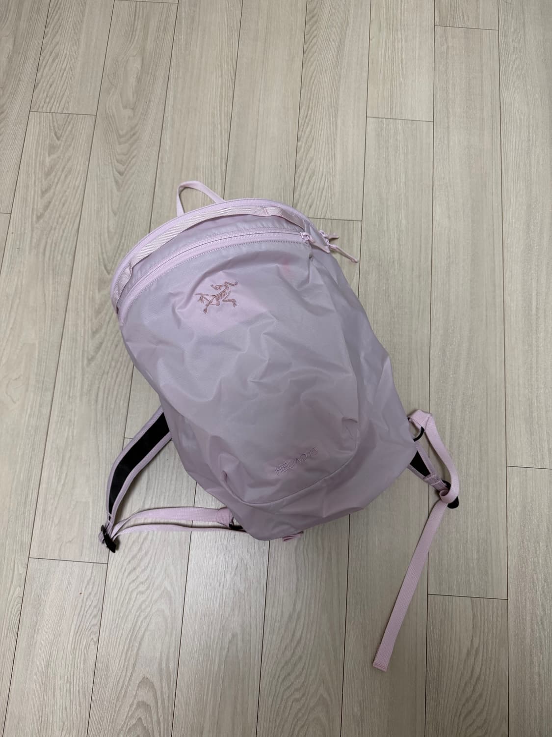 아크테릭스 헬리아드15 백팩 핑크 글로우 상품이미지1