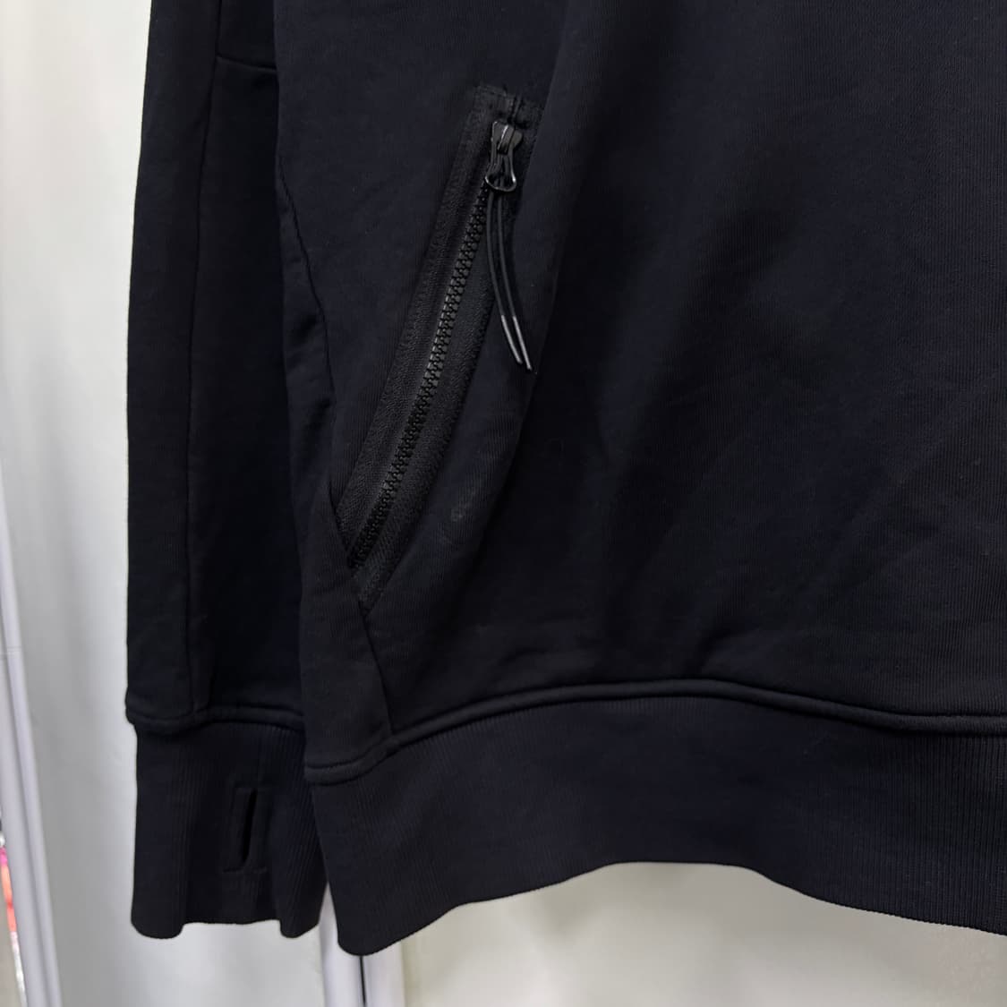 C.P company 씨피컴퍼니 반집업 맨투맨 상품이미지3