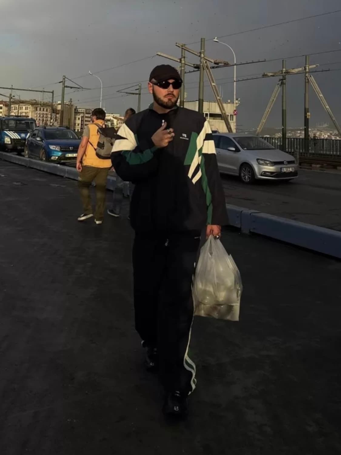 [46] 발렌시아가 스포티B 오버사이즈 트랙 자켓 상품이미지2